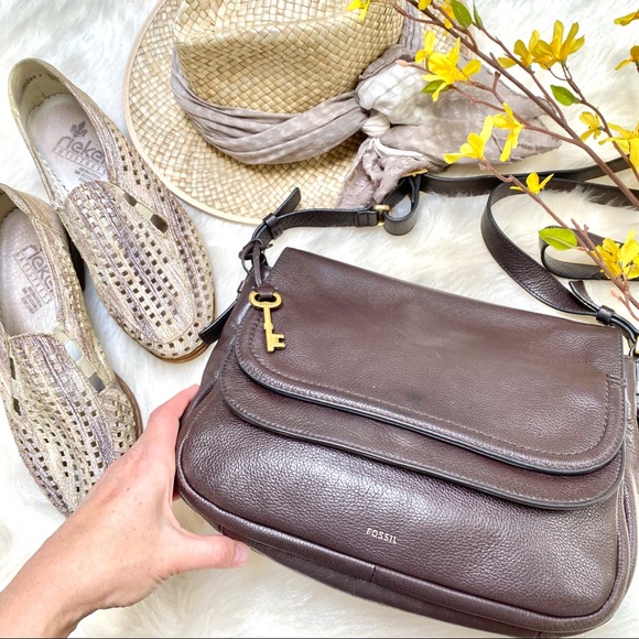 Fossil Handbags - 🤎FOSSIL saddle bag 🤎